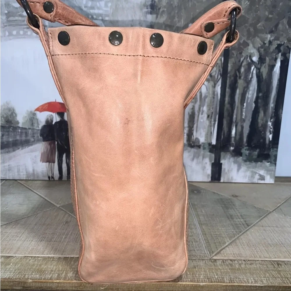 🤍🌷🤍FRYE MELISSA DISTRESSED LEATHER SHOULDER BAG Dusty Rose $388 - Picture 6 of 12